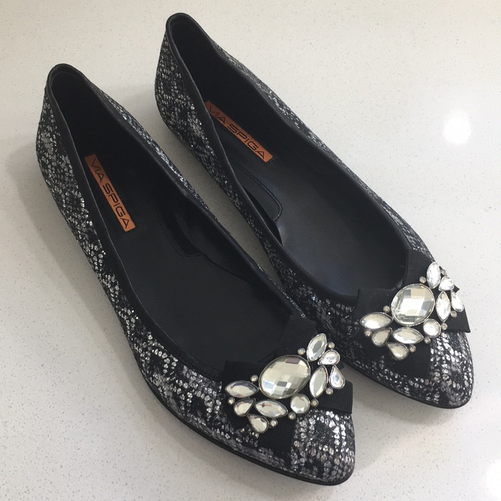 Sparkling flats by via spiga size 8